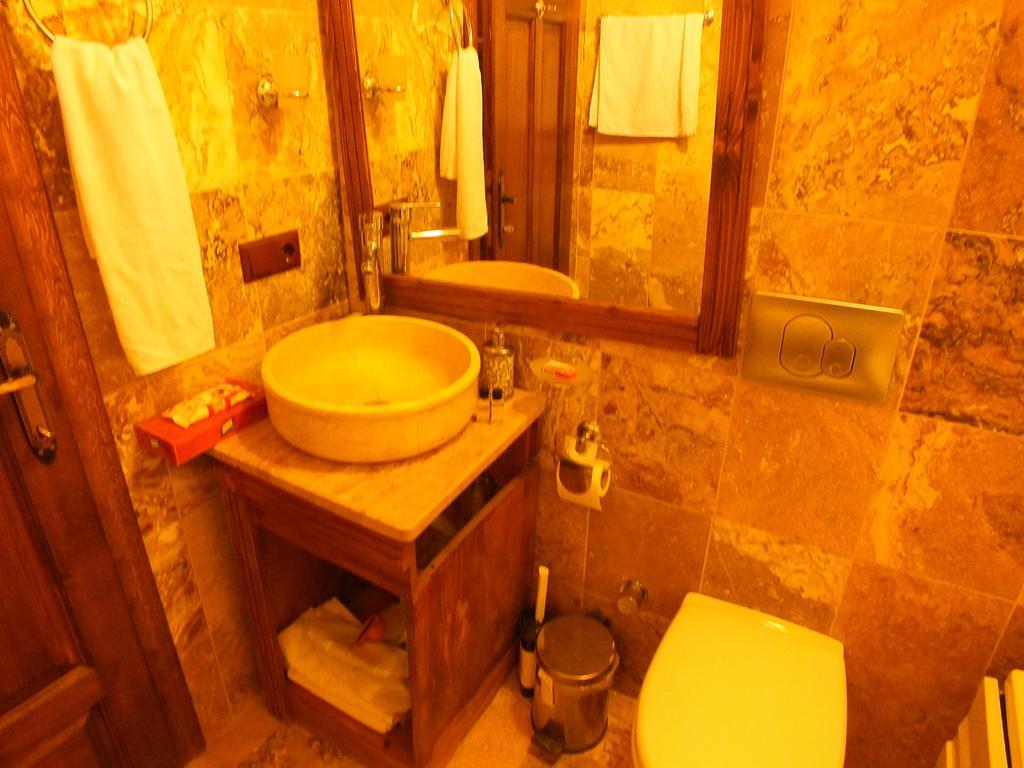 Dilek Tepesi Cave Hotel Ayvali Quarto foto
