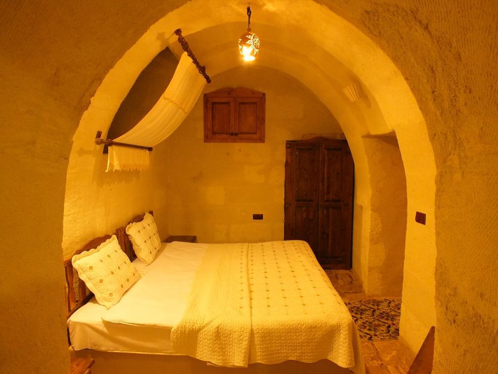 Dilek Tepesi Cave Hotel Ayvali Quarto foto